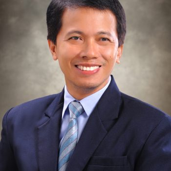 Dr. Roberto Cabardo